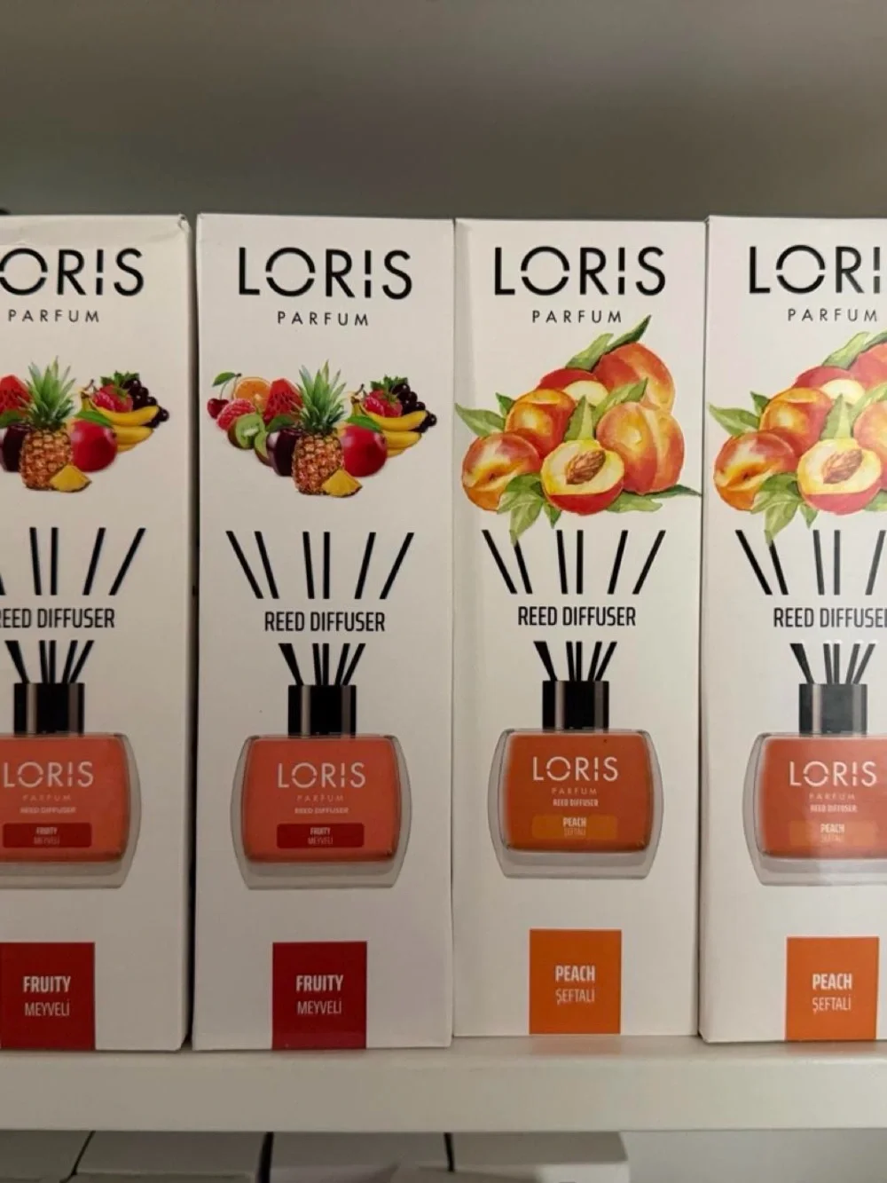 LORIS Peach & Strawberry Reed Diffuser Set - Peach and Strawberry Scents